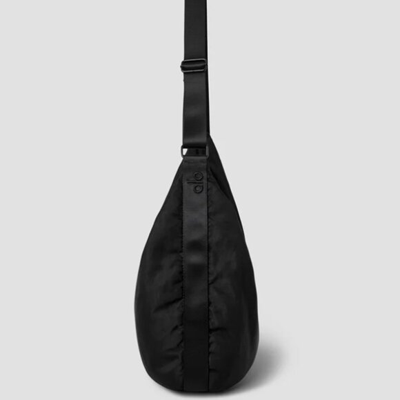 NEW ALO Yoga Om The Go Gym Sling Bag Black - Picture 6 of 6